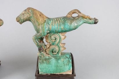 
CHINE - Époque MING (1368-1644)




Paire...