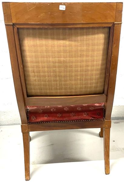 Fauteuil en acajou et bronze doré, les accotoirs...