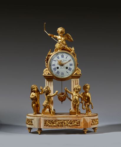 Pendule portique en marbre blanc et bronze...