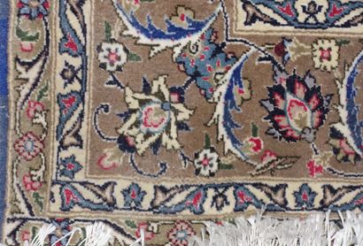 Tapis Tebriz (chaîne et trame en coton, velours...