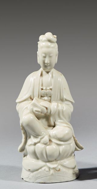 CHINE - XIXe siècle

Statuette de Guanyin...
