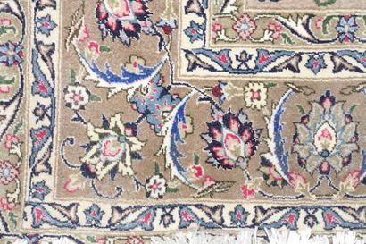 Tapis Tebriz (chaîne et trame en coton, velours...