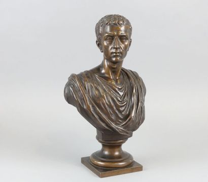 Mathurin MOREAU (1822-1912)

Jules César

Buste...