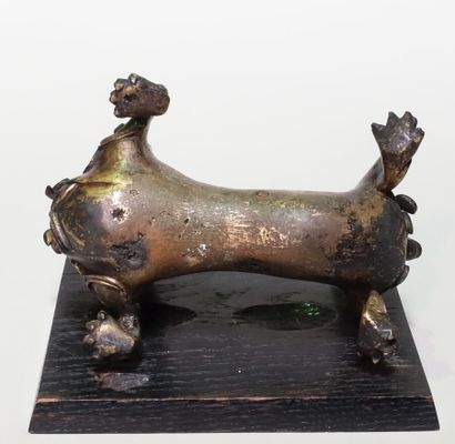 CHINE - Époque MING (1368-1644)

Lion en...