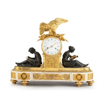 Pendule à l'étude en bronze patiné et bronze...