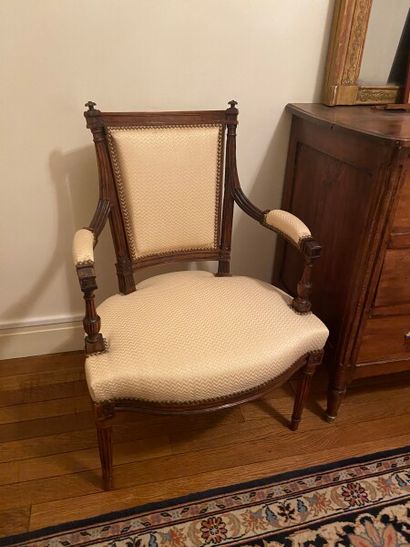 Fauteuil cabriolet en bois naturel, pieds...