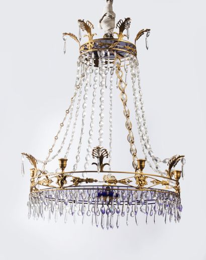 Lustre en bronze doré, verre taillé et verre...