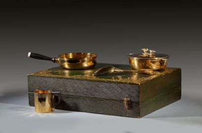 Nécessaire de voyage au modèle du grand nécessaire...