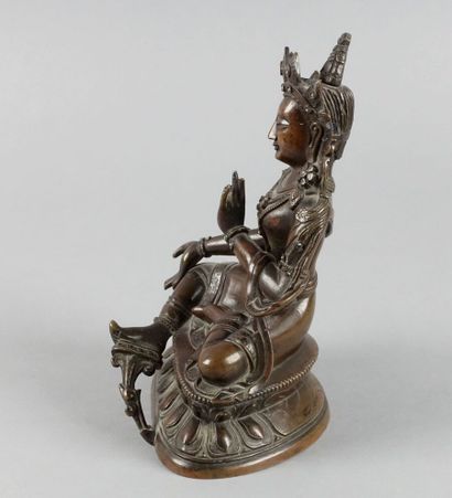 TIBET - XIXe siècle

Statuette en bronze...