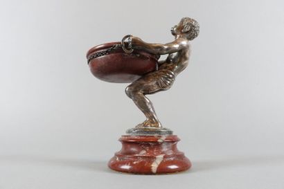 Louis KLEY (1833-1911)

Baguier en bronze...