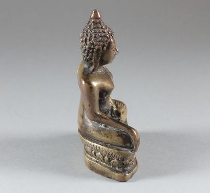 THAILANDE - XIXe siècle

Statuette de bouddha...