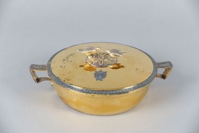 Nécessaire de voyage au modèle du grand nécessaire...