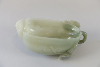 CHINE - XVIIIe siècle

Coupe en néphrite...