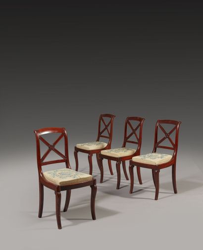 Mobilier de salon en acajou et placage d'acajou...