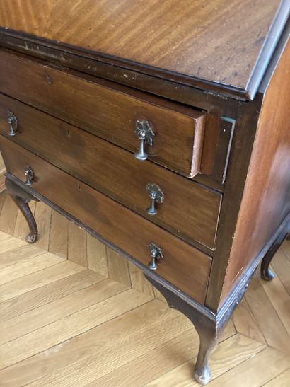 Bureau de pente en placage ouvrant par un...