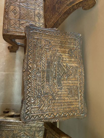 Ensemble de mobilier en marqueterie de fibres...