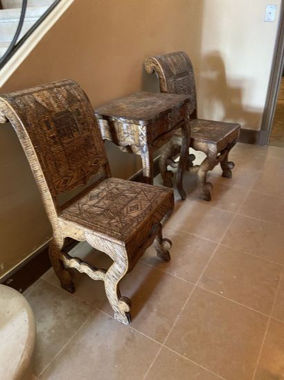 Ensemble de mobilier en marqueterie de fibres...