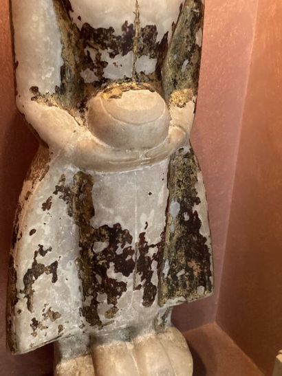 ART BOUDDHIQUE

Personnage en marbre parcellaire...