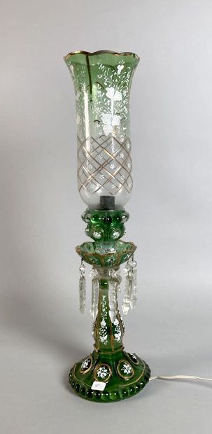 Pied de lampe en verre de couleur verte à...