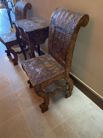 Ensemble de mobilier en marqueterie de fibres...