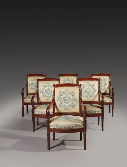 Mobilier de salon en acajou et placage d'acajou...