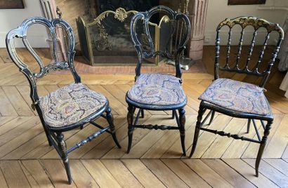 Réunion de seize chaises charivari en bois...