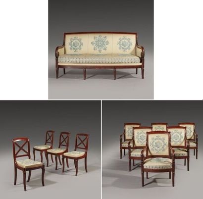 Mobilier de salon en acajou et placage d'acajou...
