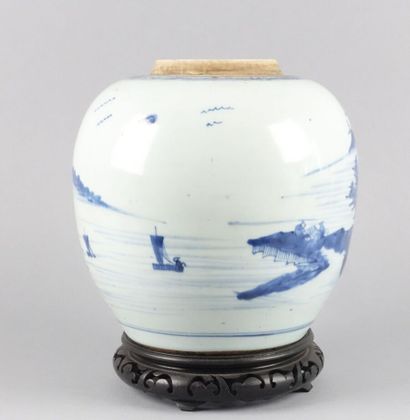 CHINE, XIXe siècle

Pot à gingembre couvert...