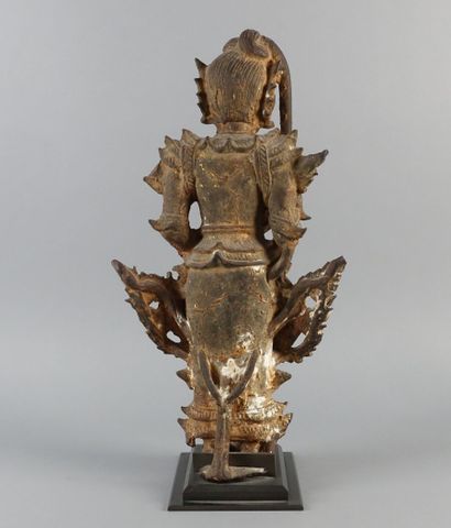 ASIE DU SUD-EST

Phra Mae Thorani, déesse...