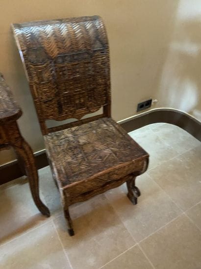 Ensemble de mobilier en marqueterie de fibres...
