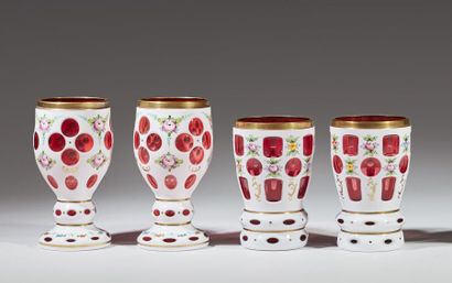 BOHÊME
A pair of vases and a pair of bowls...
