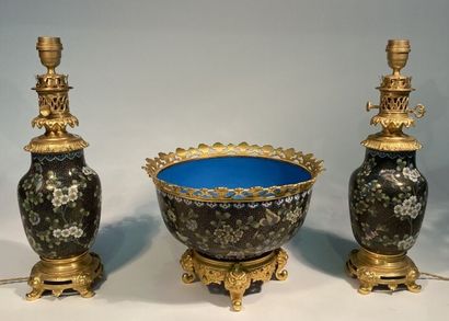 In the taste of BARBEDIENNE
Cloisonné and...