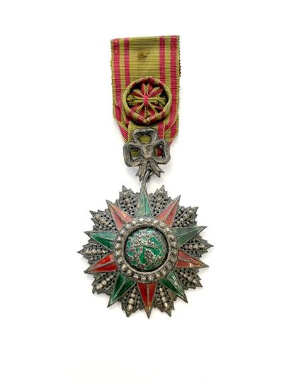 Set of three pieces : 
- Officer's Star of...