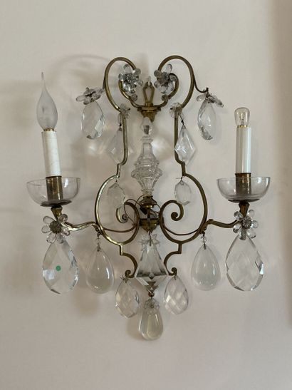 Suite of three sconces with two metal arms...
