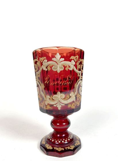BOHÊME
Large bowl on pedestal with cut sides...