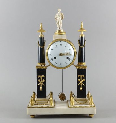 White marble, black marble and gilt bronze...