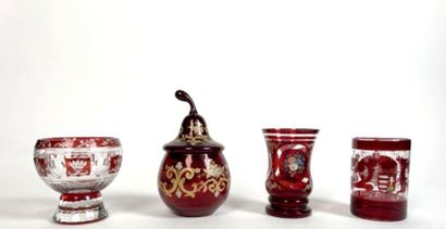 BOHÊME
Translucent and red glass set with...