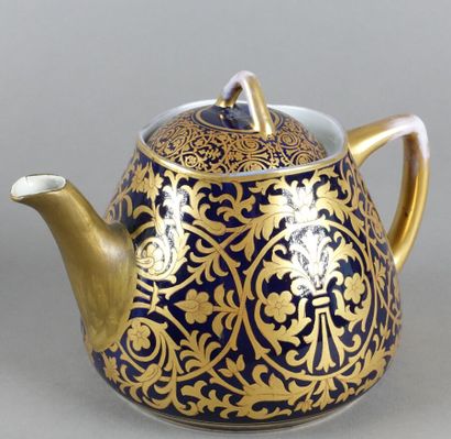RUSSIA
Part of a porcelain tea service composed...