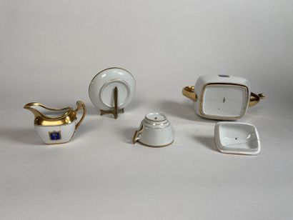 RUSSIA
Porcelain tea service of the Cottage...