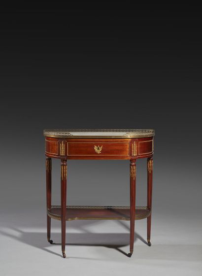 Mahogany console table of half-moon shape,...