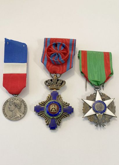 ROMANIA 
ORDER OF THE STAR 
Officer's cross...