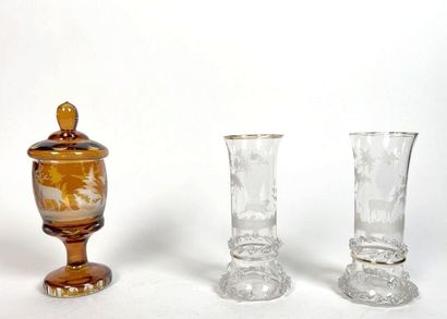 BOHÊME
Set with hunting decoration including...