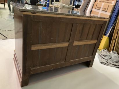 Flamed mahogany chest of drawers opening...