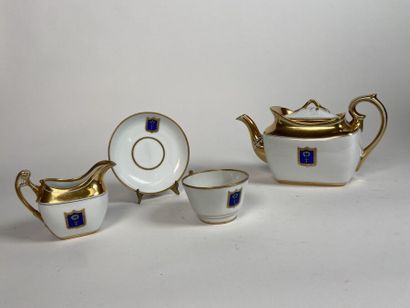 RUSSIA
Porcelain tea service of the Cottage...