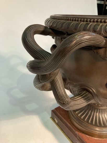 After the antique
Warwick vase in patinated...