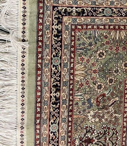 Silk Hereké carpet (warp, weft and silk pile),...