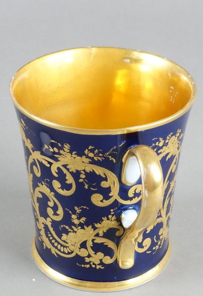 RUSSIA
Part of a porcelain tea service composed...