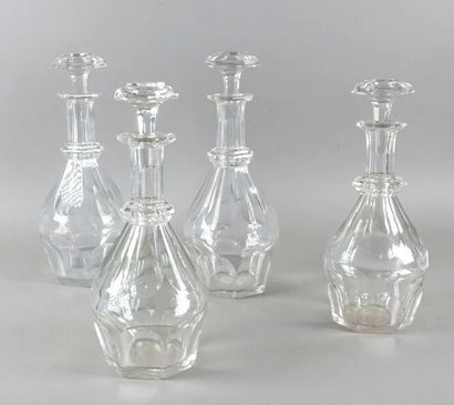 BACCARAT, Harcourt model
Part of service...