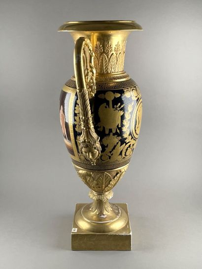 PARIS 
Large ovoid porcelain vase resting...