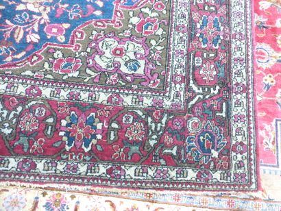 Kirman carpet (cotton warp and weft, wool...